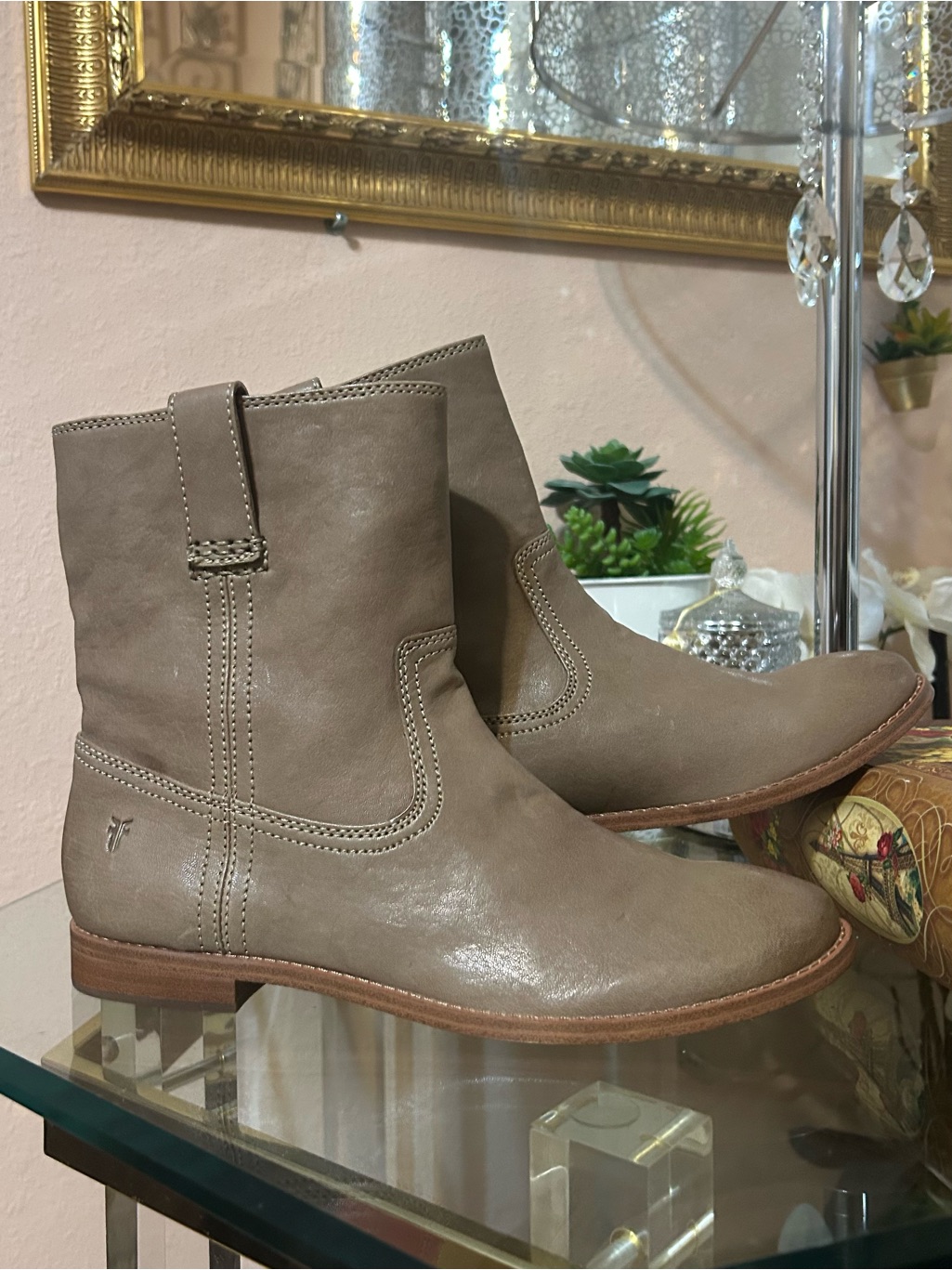 New Frye Ash Taupe Leather Ankle Boots Size 8.5